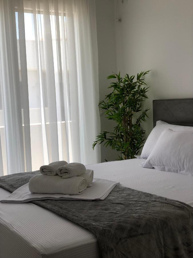 Apartments Azur 1 Ulcinj Zewnętrze zdjęcie